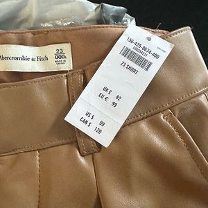 NWT Abercrombie & Fitch brown faux leather pants 23 short